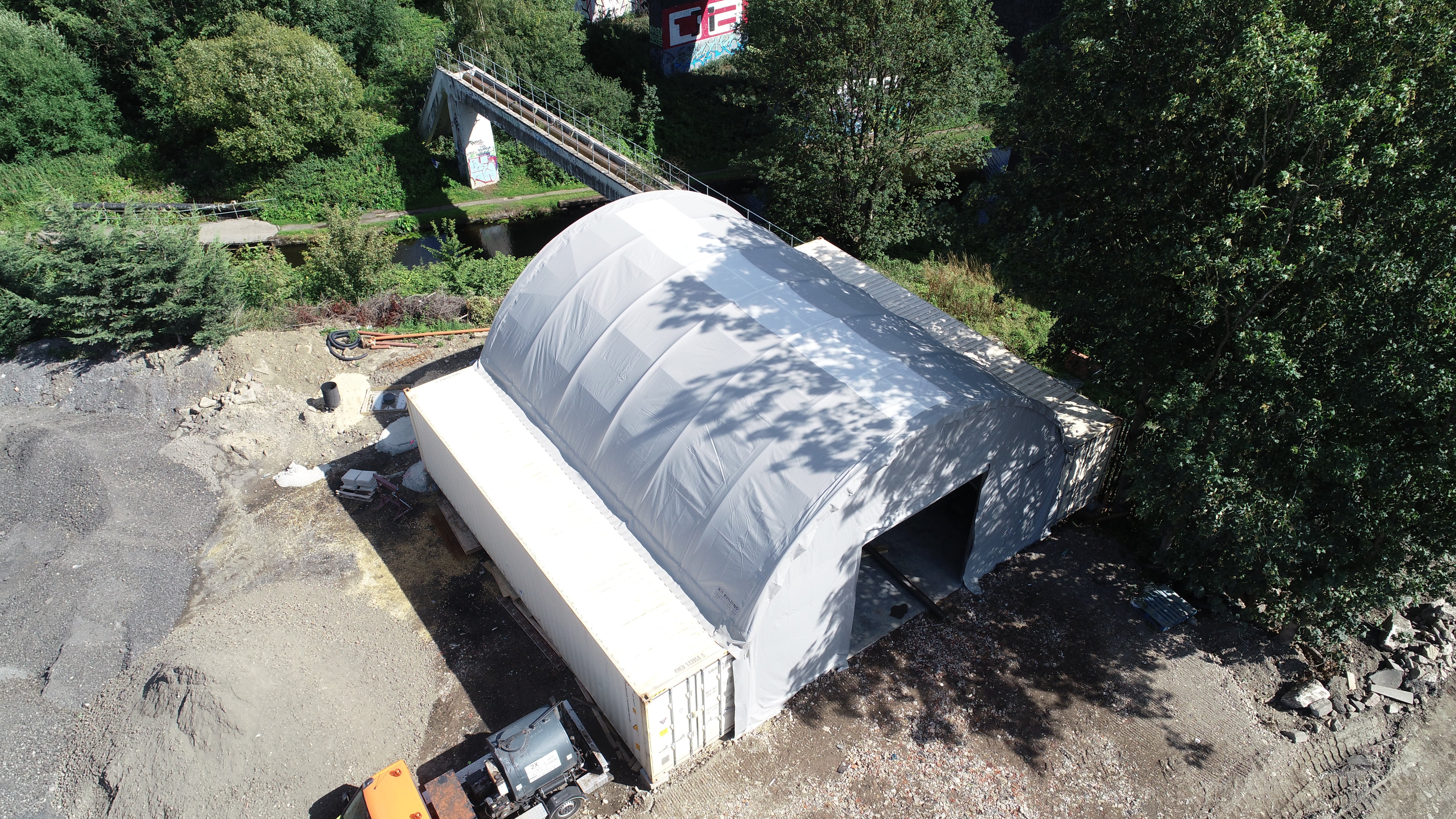 Tenda Kontejnerësh - 33ft x 40ft x 12ft (10m x 12m x 3.6m)