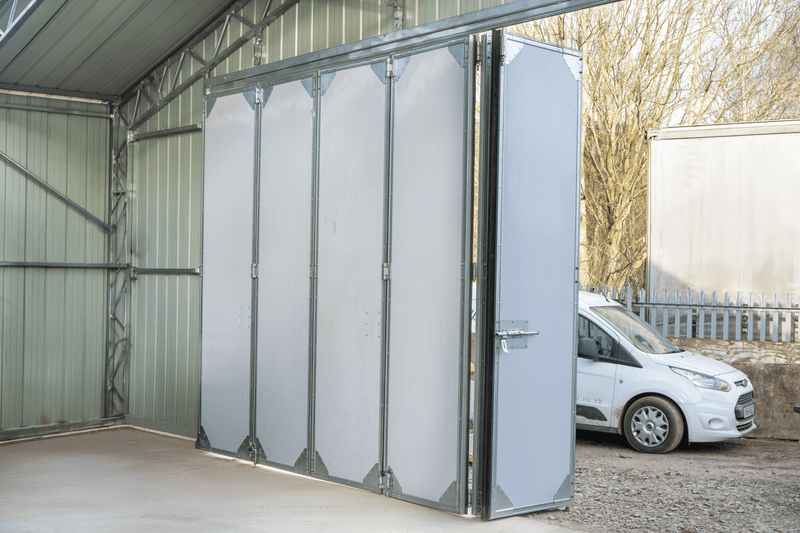 Hangari i Aeroplanëve prej Çeliku