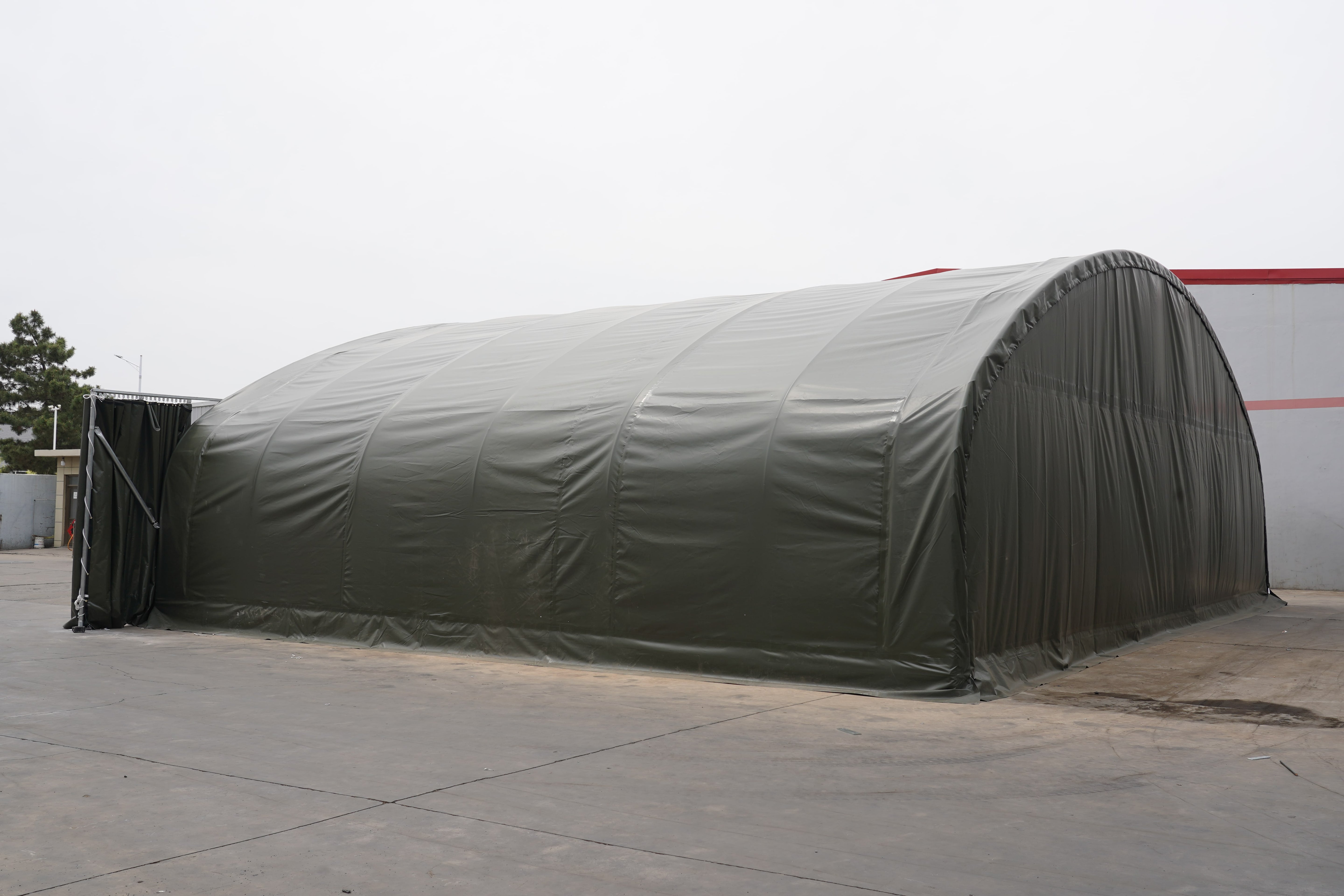 Hangari i Aeroplanëve | Gjelbër