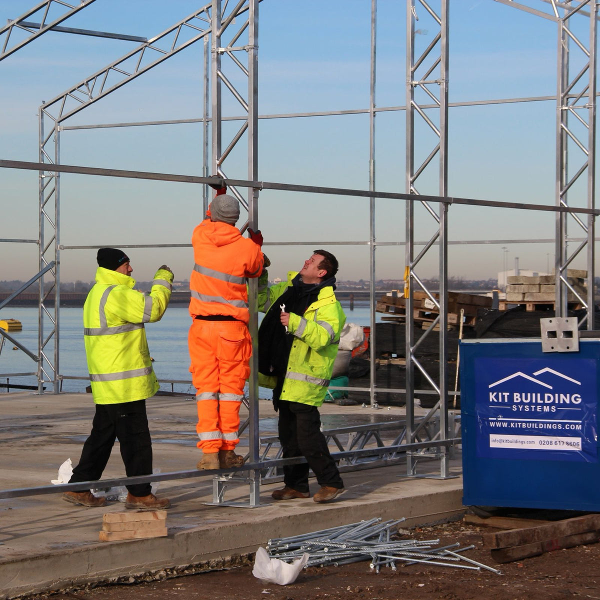 Ndërtuar nga qindra klientë